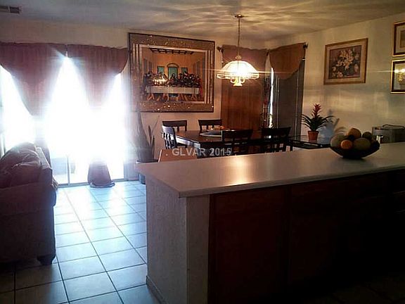 3rd image of 5032 Dancing Lights Ave