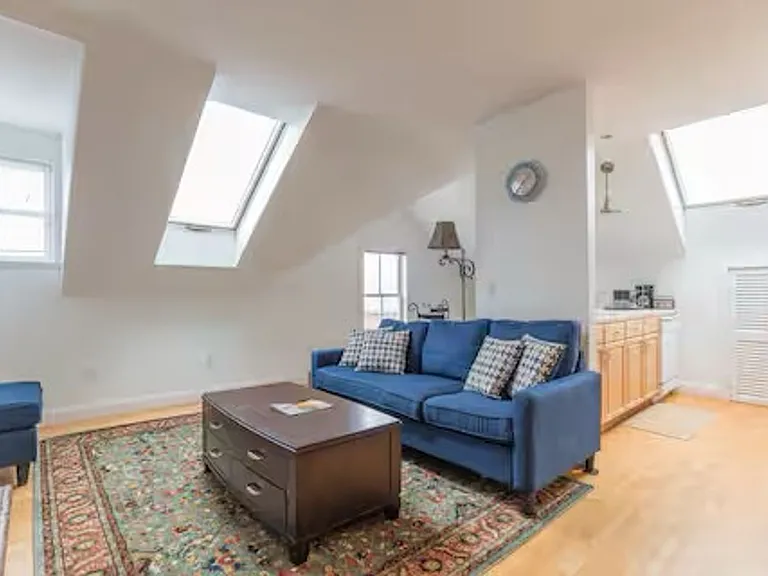 486 Cumberland Avenue — Photo 5