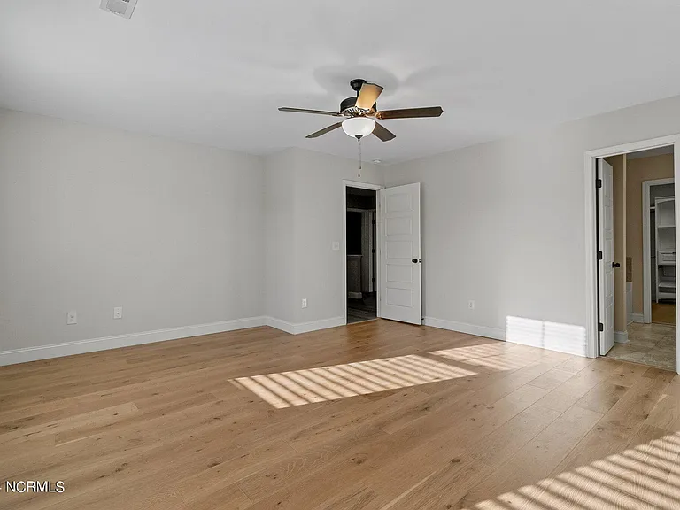 204 Sandy Springs Rd — Photo 21