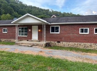 13601 Elkhorn Crk, Shelby Gap, KY 41563