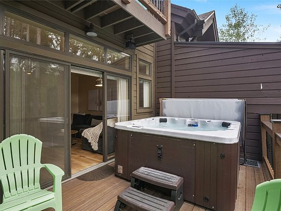 3rd image of 205 Village Point Drive UNIT 205