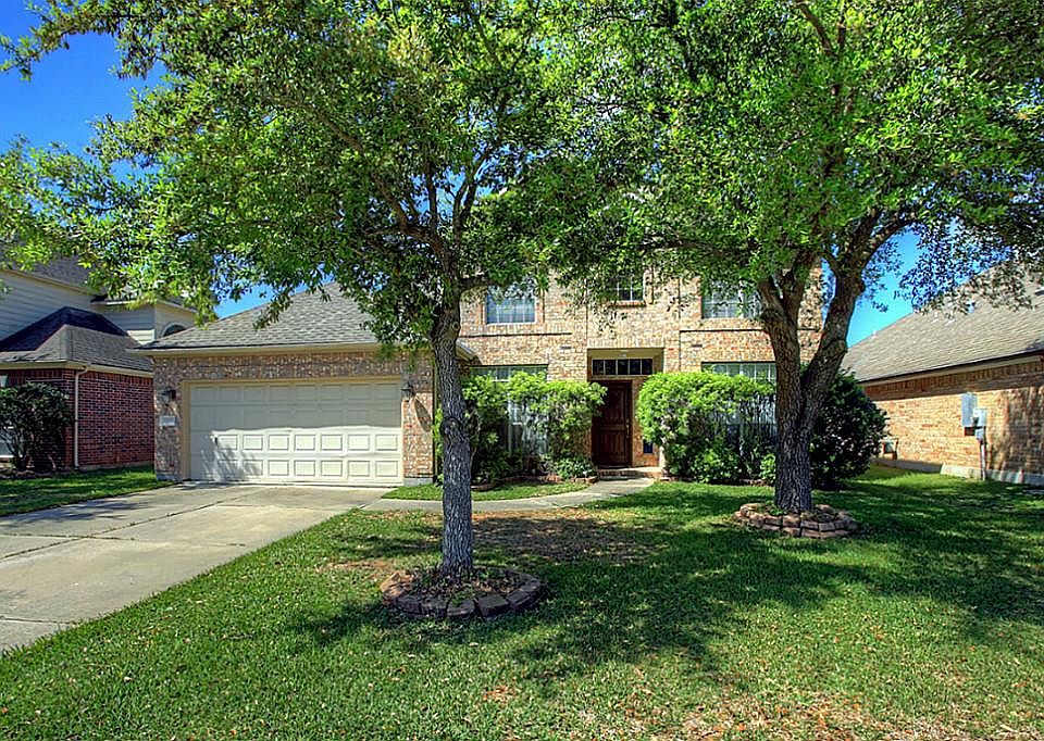 1st image of 3352 Lakeway Ln
