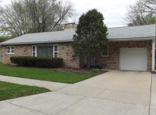 1012 Park St, Baraboo, WI 53913