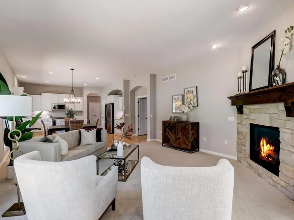 1541 Sandhill BOULEVARD #18, Hartland, WI 53029