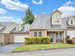 5406 Quail Ridge Ct, Roanoke, VA 24018