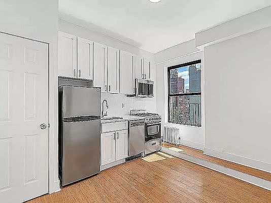 1st image of 619 E 5th St #12CC
