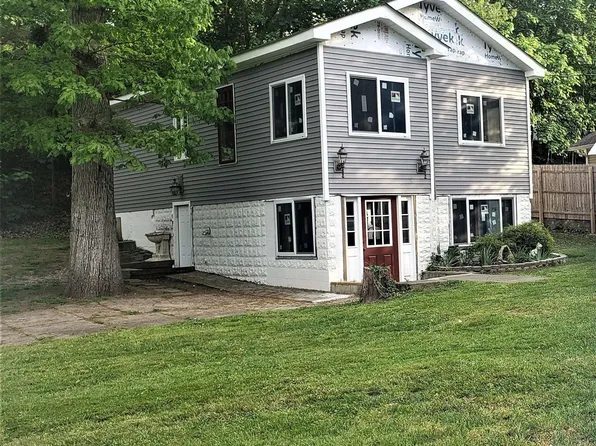 56 Lowr Rocky Point Road, Sound Beach, NY 11789