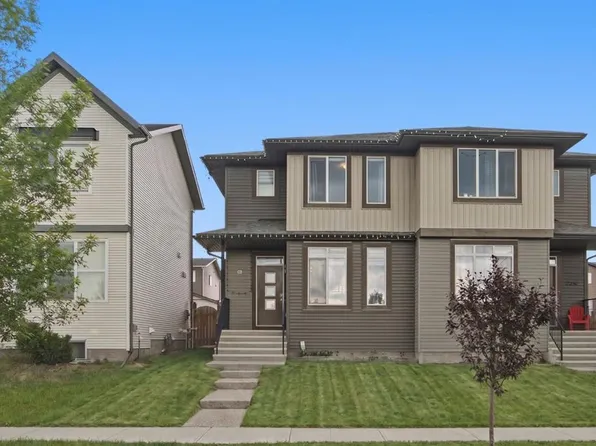 224 Savanna Rd S, Calgary, AB T3J 0V9