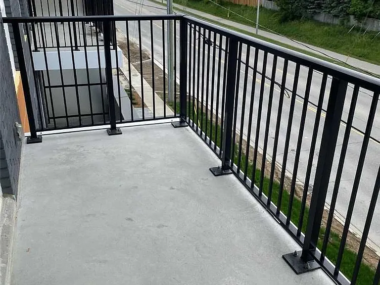 430 Essa Rd #309 — Photo 7