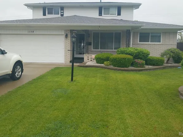 11159 Mandale Dr, Sterling Heights, MI 48312