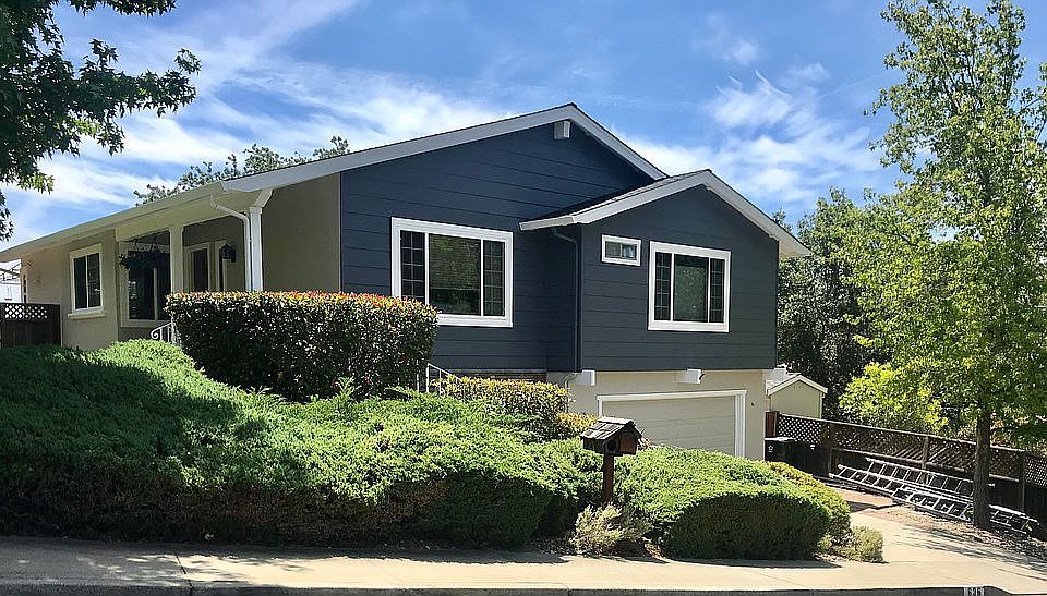 1st image of 636 Skyline Dr