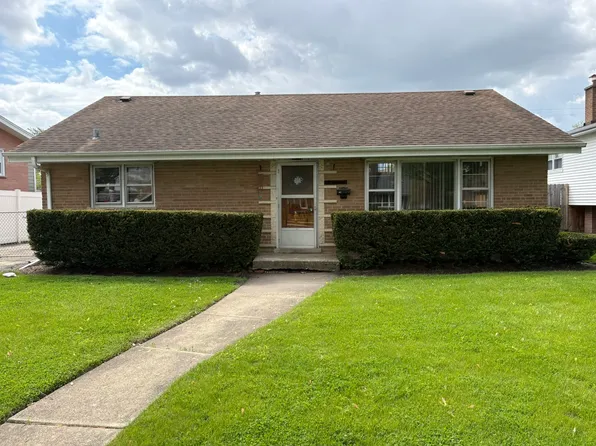 (undisclosed Address), Addison, IL 60101