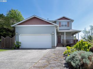 990 Bridge View Ct, Astoria, OR 97103