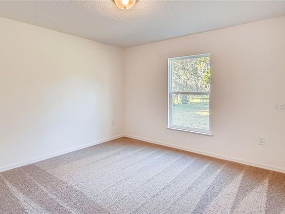3rd image of 17 Orchid Lane