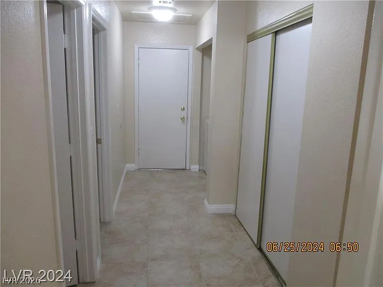 8216 Grassy Point Cir — Photo 27