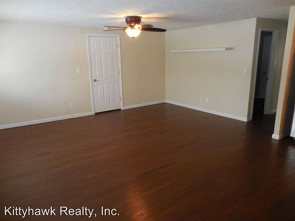 3rd image of 3703 Elmira Dr