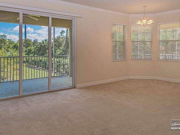 4th image of 5571 Berkshire Dr