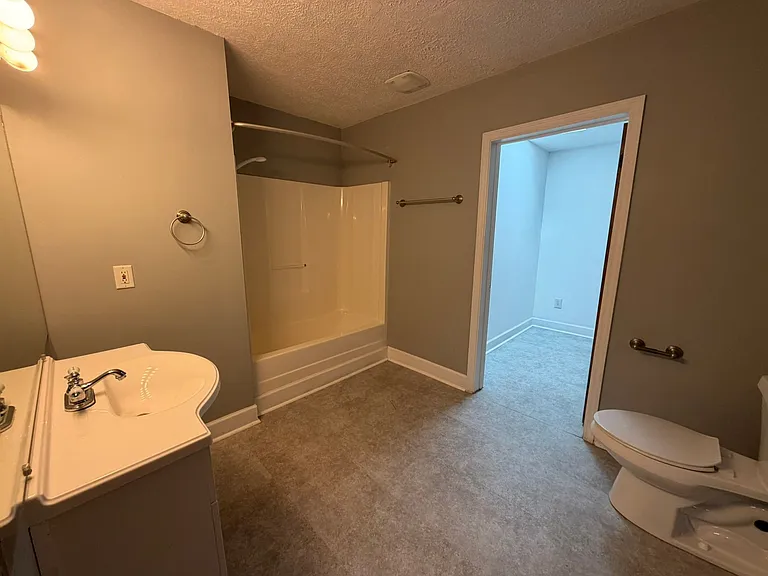 278 Toccoa Ave — Photo 10