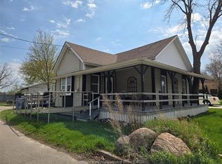106 Park Ave E, Chatham Kent, ON N7M 3V4