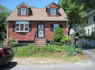 13 Hall St, Randolph, MA 02368