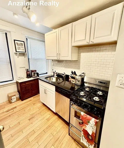 20 Stillman St #4R — Photo 9