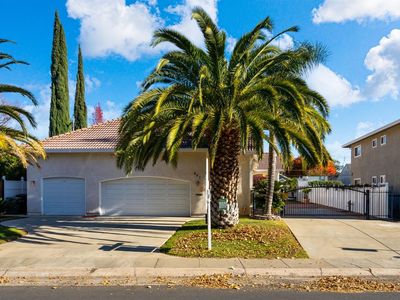 901 56th St, Sacramento, CA, 95819