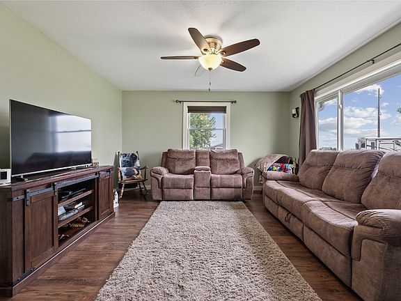 3rd image of 7142 20th Ave