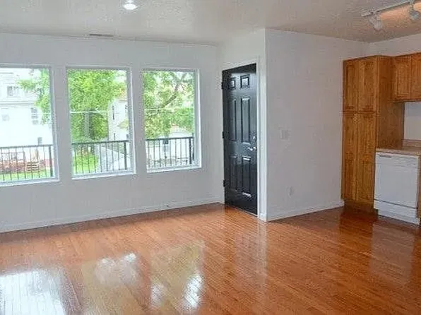 411 E SCOTT, 411 E Scott St APT B, Kirksville, MO 63501