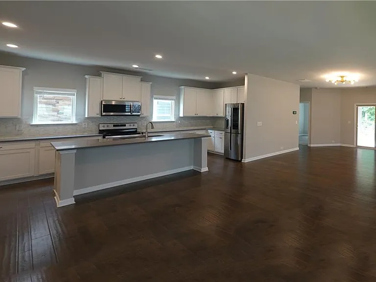 2719 Morgan Spring Trl — Photo 4