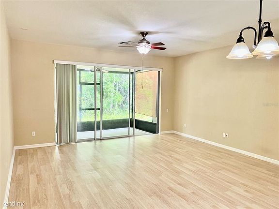 4th image of 5166 Hawkstone Dr