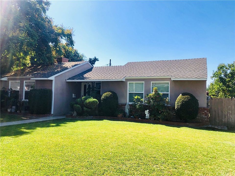 2nd image of 14102 Ramona Dr