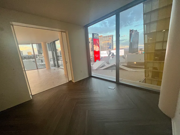 3726 Las Vegas Blvd S #811W — Photo 1
