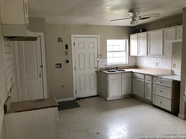 2nd image of 20 Whitman Ave