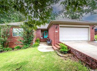 21 Twin Lakes Dr, Cabot, AR 72023