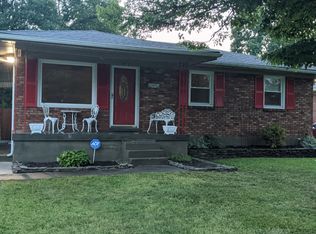 5812 Robinhood Ln, Louisville, KY