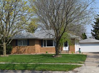 3815 Crestwood Rd, Des Moines, IA 50310