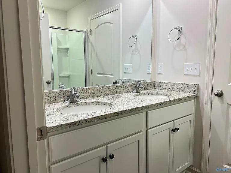 146 Maple Spring Trl — Photo 25