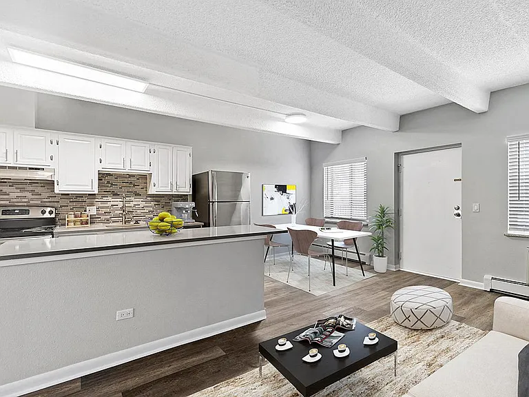 Charmel Apartments — Photo 8