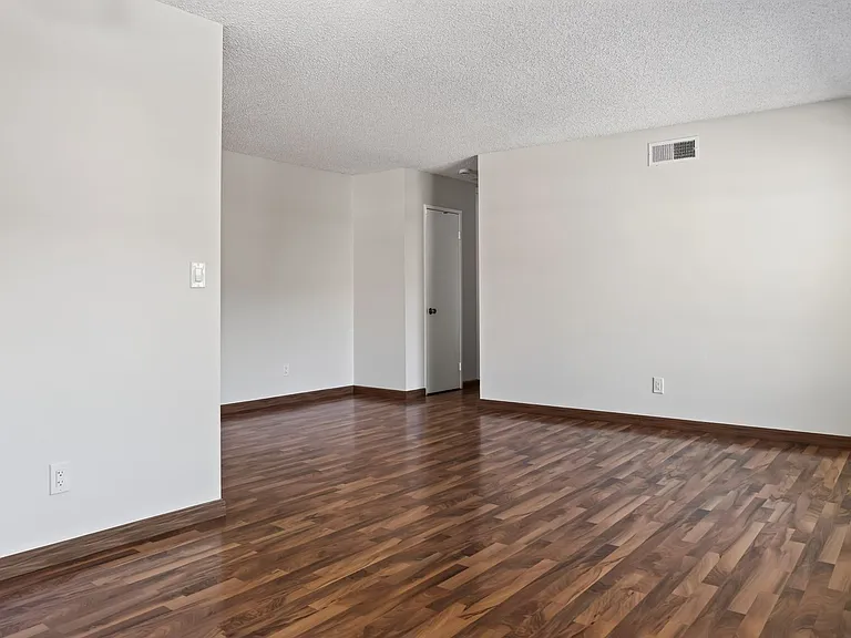 10454 Caminito Rimini — Photo 11