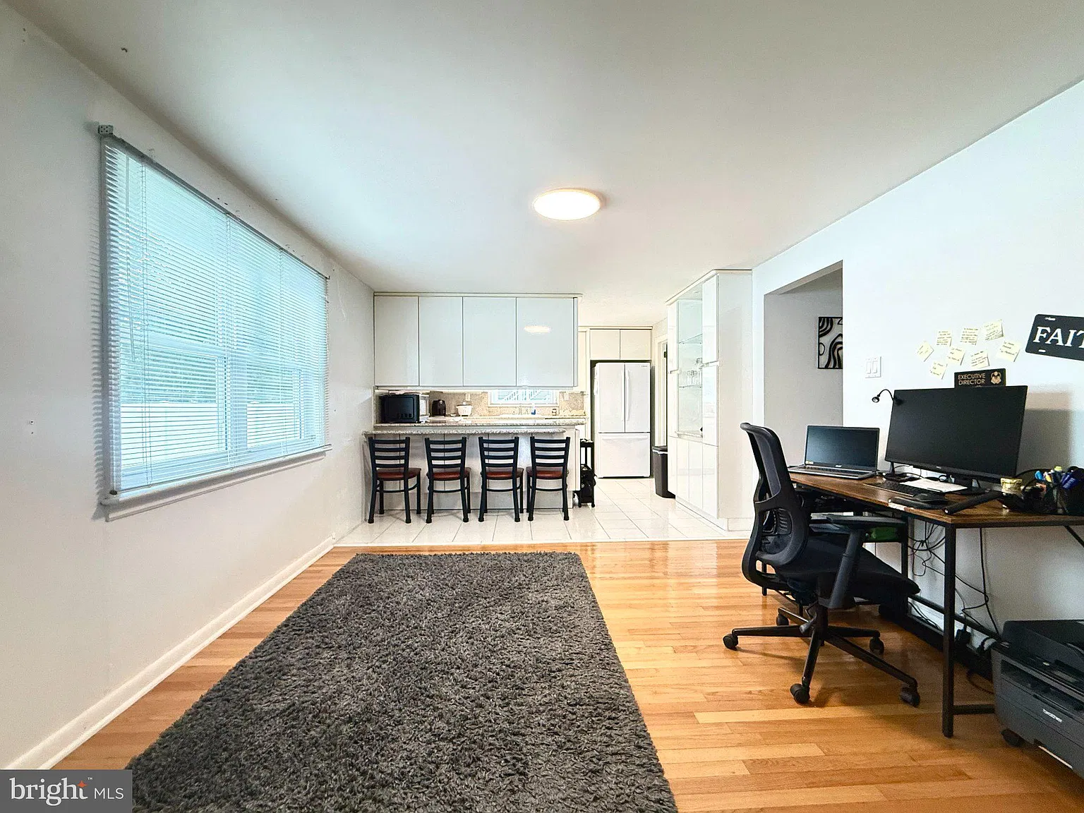 3 bed, 1.5 bath, 1580 sqft, $3,200 — Photo 4