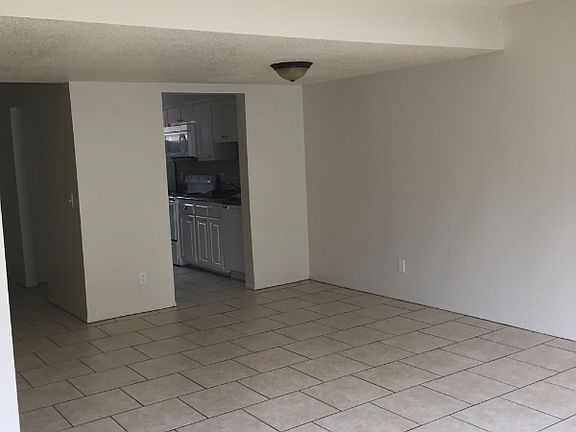 Living Rm