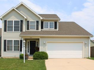 1329 W Ridge Ln, Champaign, IL 61822