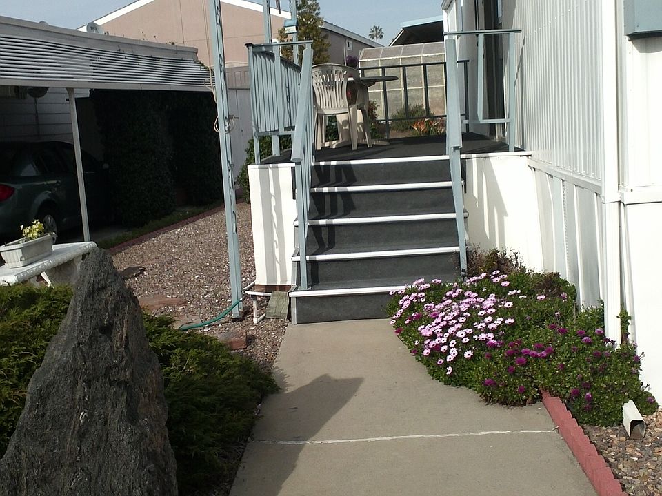 1st image of 1600 E Vista Way Space 4