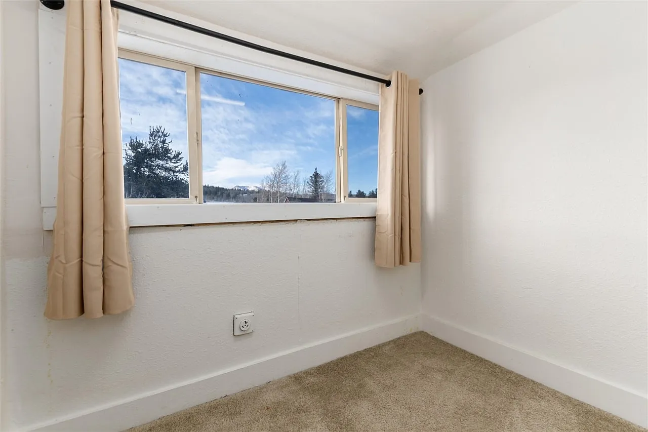 550 Castello Ave — Photo 1