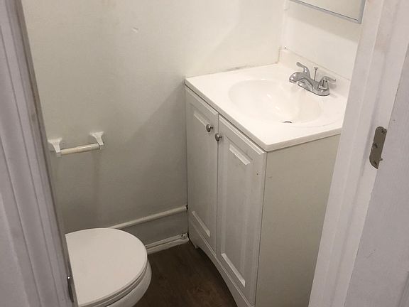 5th image of 1657 Lee Ave SW