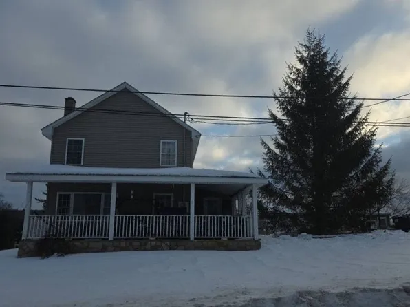 602 Perkins Pond Rd, Beach Lake, PA 18405