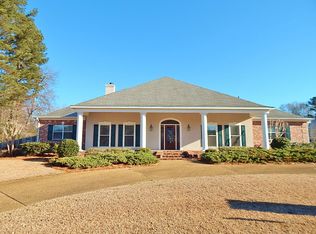 403 Thorngate Dr, Brandon, MS 39042