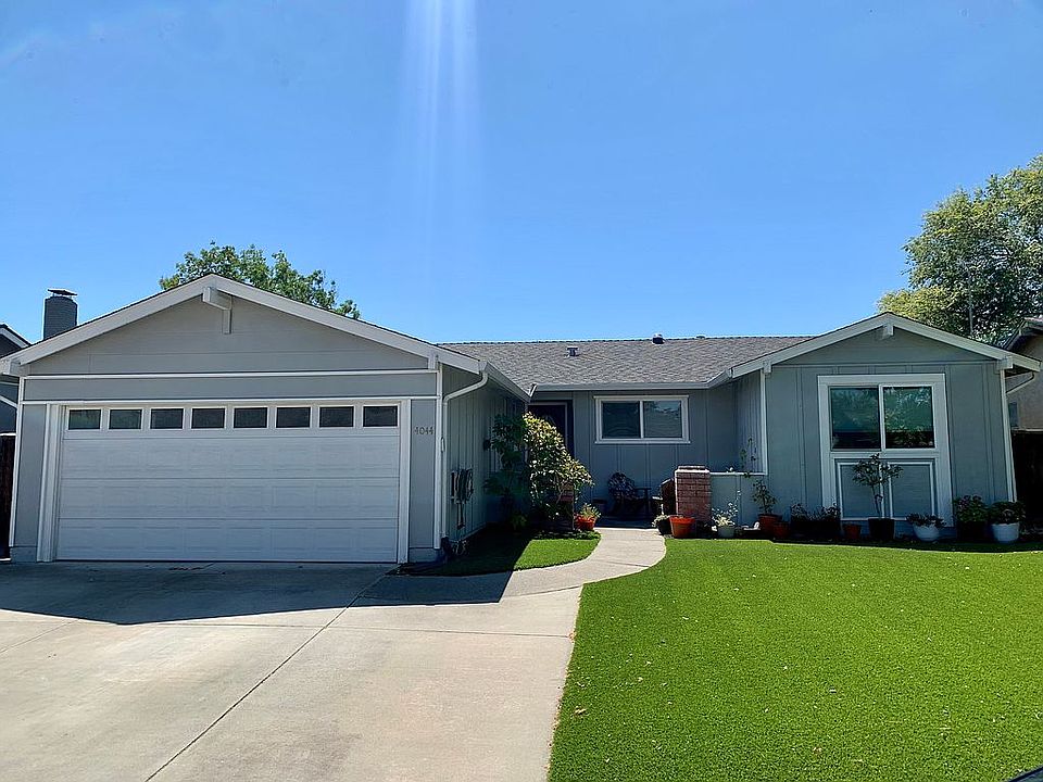 Single Story Beauty!