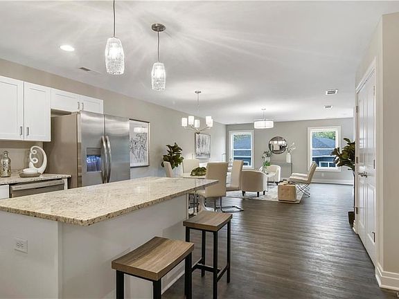 2nd image of 35A W Crescent Ave