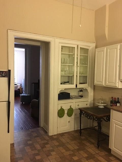 1st image of 1551 N Wells St APT 2F